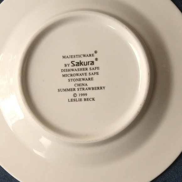 PLATE Majesticware Stoneware Sakura Small Summer Strawberry 1999 Beck Dishes - Picture 3 of 3